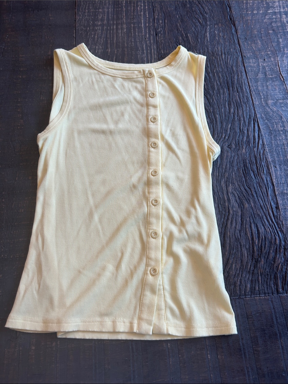 Women’s Sleeveless Ribbed Button-Front Tank Top - Cream